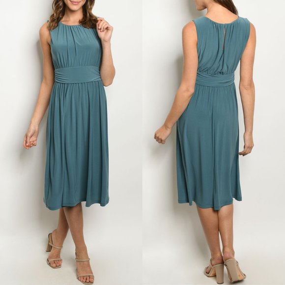 Gilli Dresses & Skirts - Sage Wide Waistband Dress {Gilli}